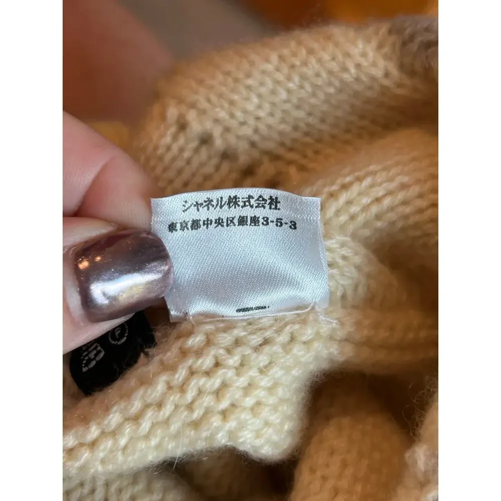 CHANEL Logo Cashmere Hat Beanie
